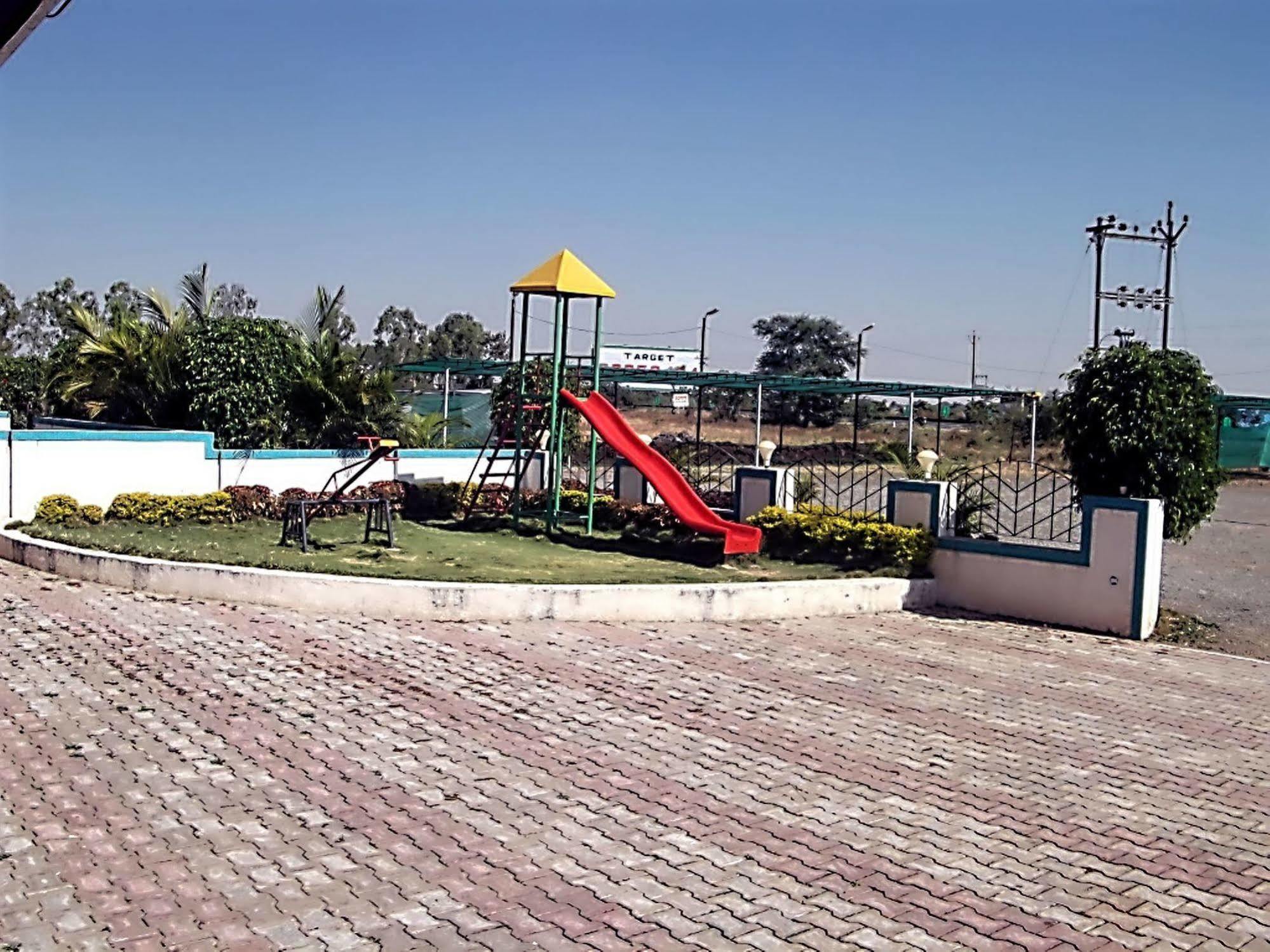 Hotel Rajyog Ranjangaon Ganpati Exterior photo